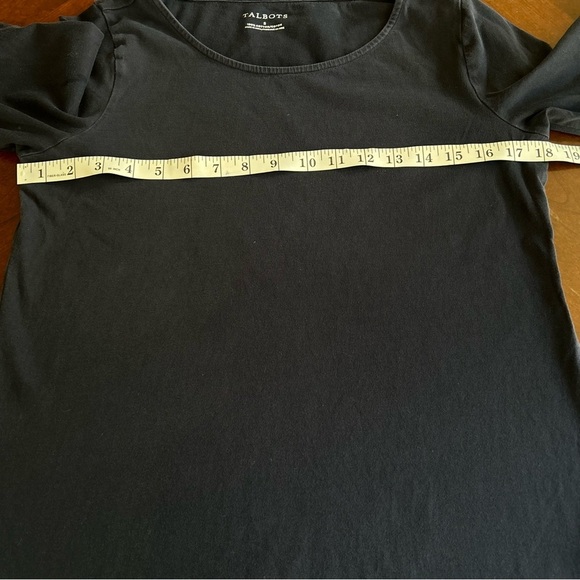 Talbots | Navy Top with Balloon Crochet Sleeves - Picture 4 of 8